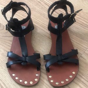 Steve Madden black gladiator sandals
